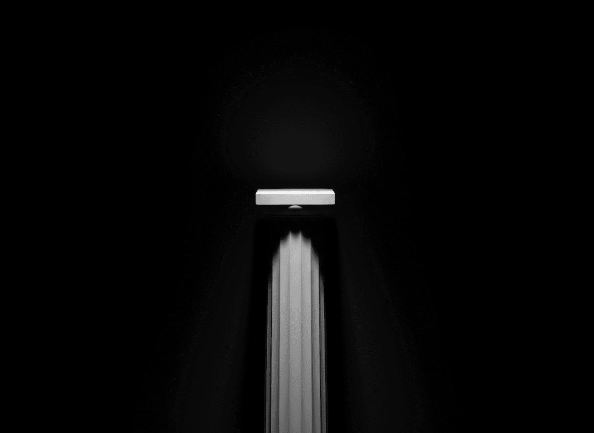 검은 미니멀리스트 배경의 흰색 기둥.