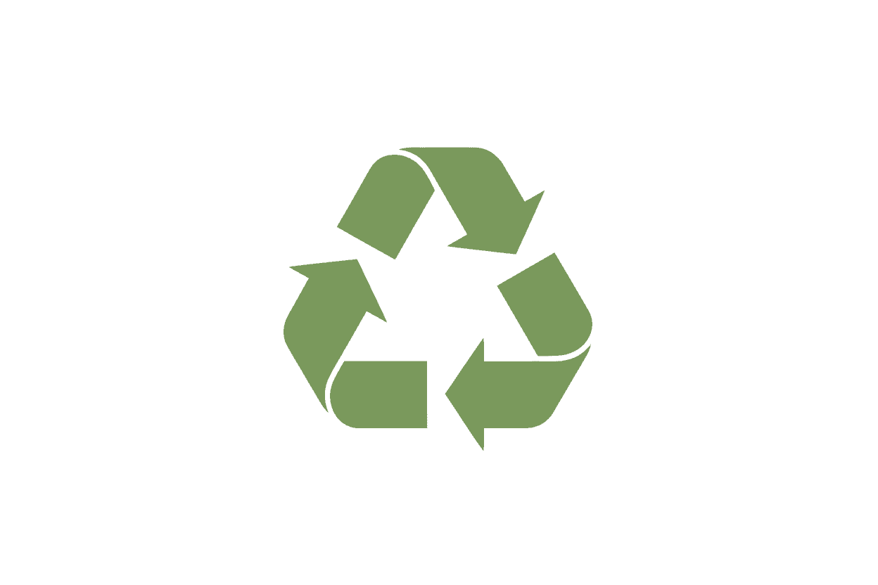 깔끔한 흰색 배경에 세 개의 얽힌 화살표로 구성된 미니멀한 녹색 재활용 화살표 기호.