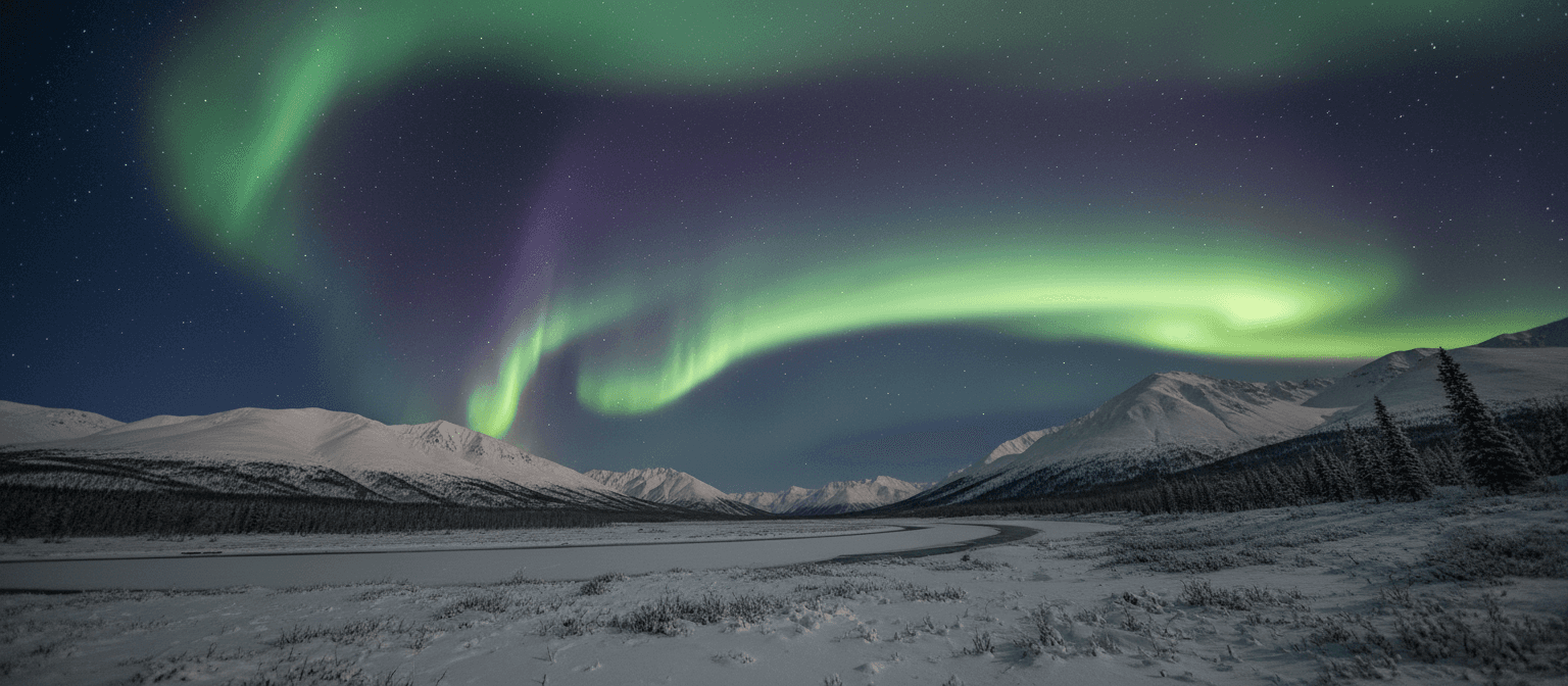 눈 덮인 풍경 위로 별이 빛나는 밤하늘에 춤추는 마법 같은 오로라 4K 배경화면.