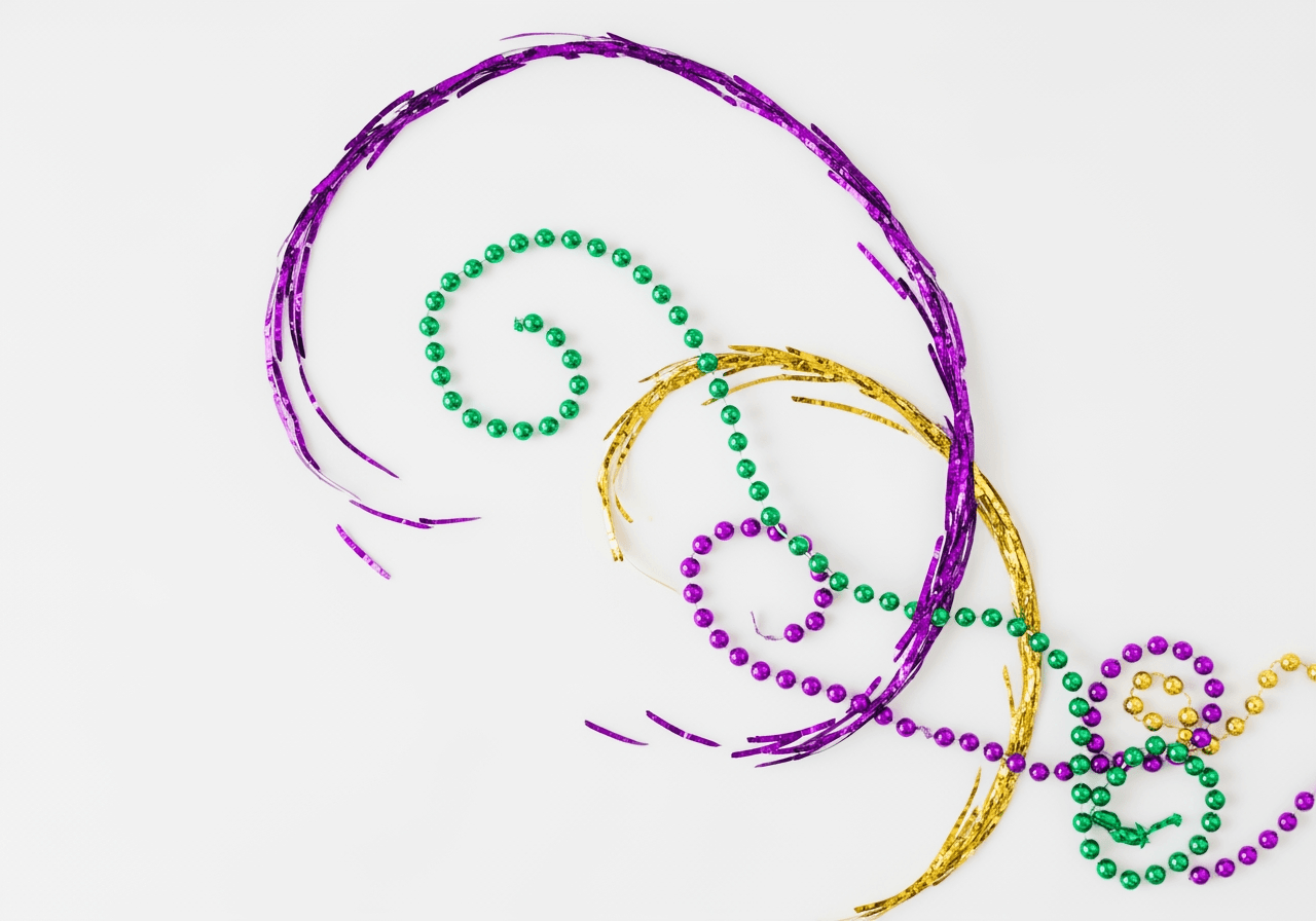 Image abstraite de Mardi Gras aux couleurs festives violettes, vertes et dorées